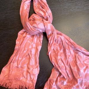 Coach Scarf - Coral 🧣🥶❄️